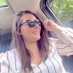 Meet your Posher, Brooke